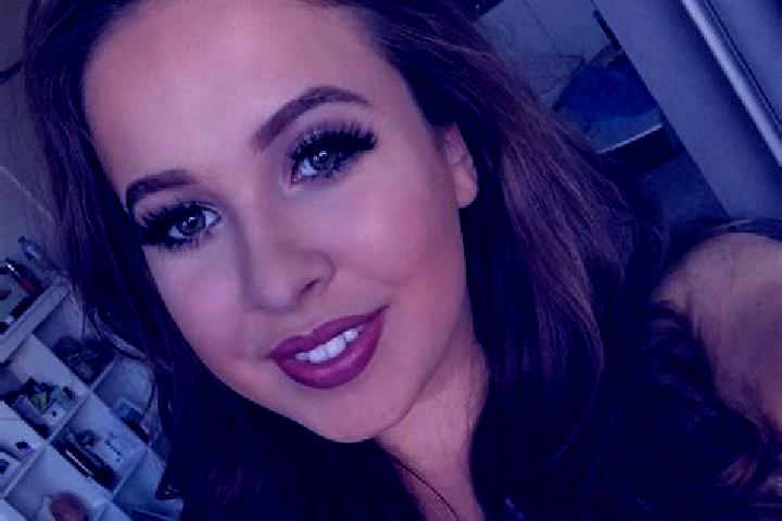 Abigail, 23, a chestnut amber-eyed caucasian companion based in Kemp Mill. Offering Massage, CIM, Party Girl, Dinner Date. Available for incall and outcall, ...