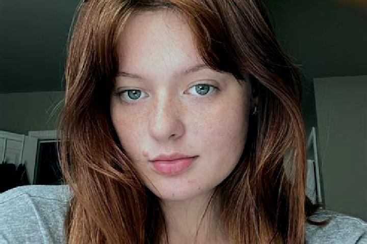 Abigail, 23, a chestnut blue-eyed mediterranean companion based in Acceglio. Offering Dinner Date, Deep French Kissing, Prostate Massage, Tantra. Available f...