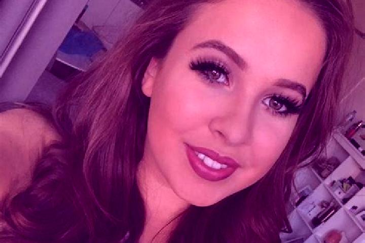 Abigail, 23, a dark blonde amber-eyed mixed companion based in Blakemere. Offering Duos, Party Girl, Erotic Massage. Available for incall and outcall, overni...