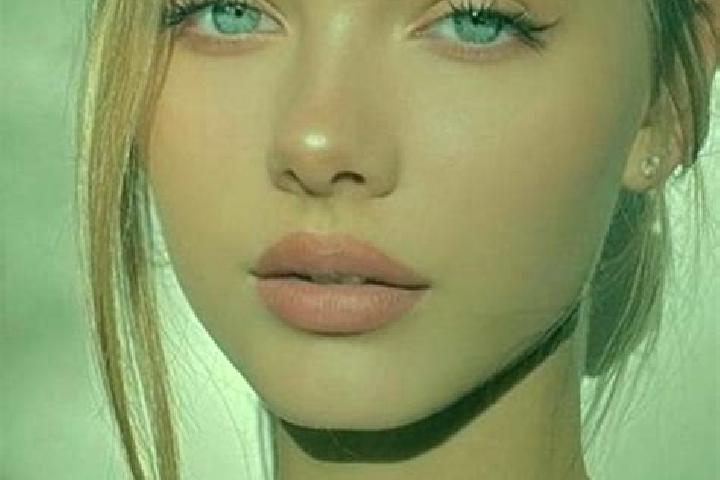 Abigail, 23, a dark blonde blue-eyed european companion based in Gili Air. Offering Deep French Kissing, A-Level, Tantra. Available for incall and outcall, o...