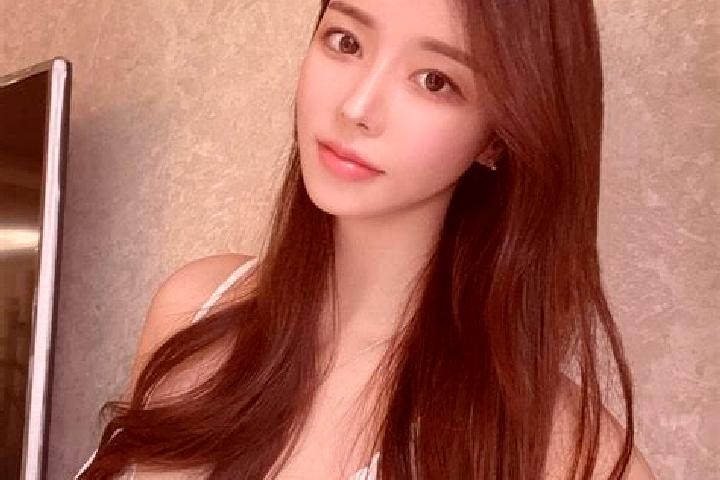Abigail, 23 — Escort in Laojiezi, China