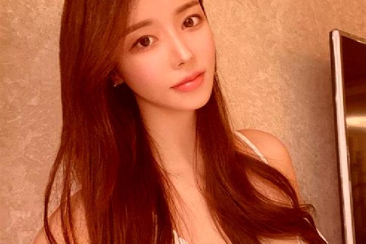 Abigail, 23 — Escort in Mayihe, China