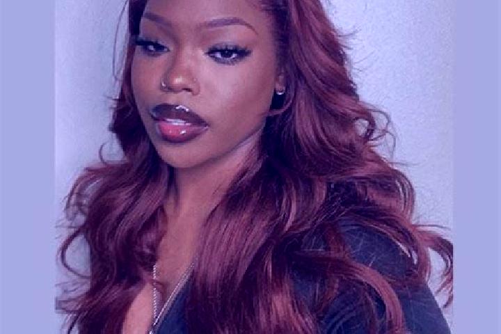 Abigail, 24, a auburn amber-eyed ebony companion based in Steierdorf. Offering Travel Companion, Couples, OWO. Available for incall and outcall, day and even...