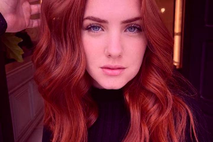 Abigail, 24, a auburn blue-eyed european companion based in Orduna de Abajo. Offering OWO, GFE, CIM. Available for incall and outcall, day and evening dates.