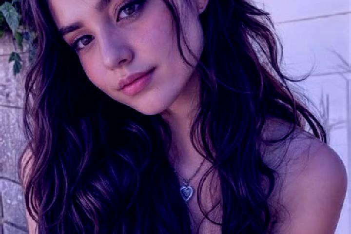 Abigail, 24, a auburn brown-eyed caribbean companion based in Llaclla. Offering Domination, Party Girl, GFE, A-Level. Available for incall and outcall, day a...