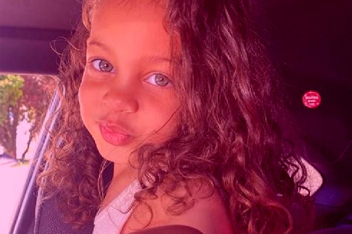 Abigail, 24, a auburn green-eyed mixed companion based in Chumphon Buri. Offering Duos, Tantra, Party Girl, A-Level. Available for incall and outcall, overni...