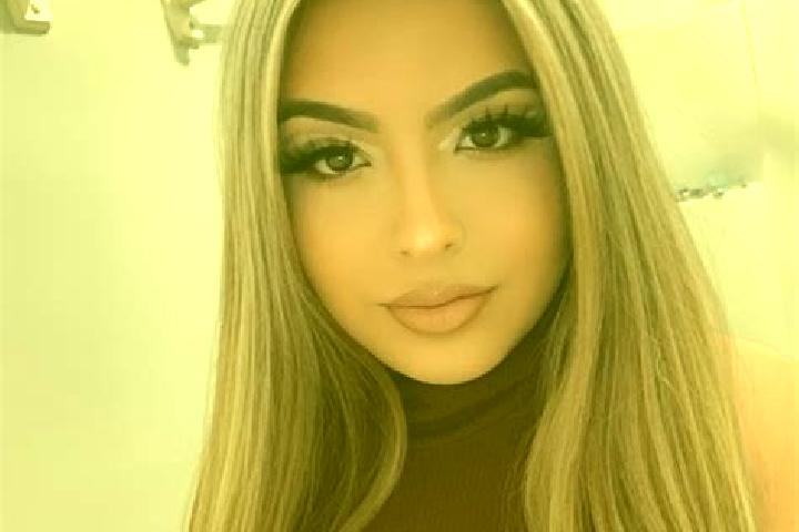 Abigail, 24, a blonde brown-eyed latina companion based in Monghidoro. Offering Travel Companion, Duos, Striptease. Available for incall and outcall, overnig...