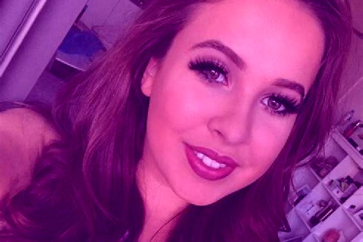 Abigail, 24, a chestnut green-eyed slavic companion based in Los Corrales. Offering Dinner Date, GFE, Erotic Massage, Travel Companion. Available for incall ...