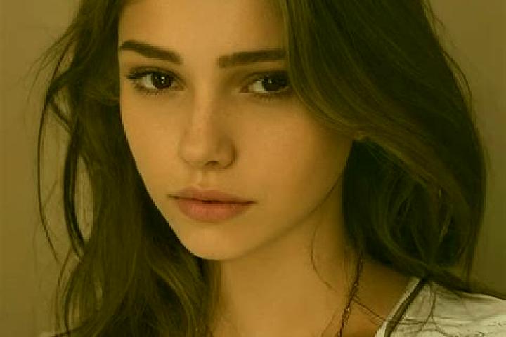 Abigail, 24, a chestnut grey-eyed slavic companion based in Pasytsely. Offering Deep French Kissing, Duos, Domination, Girlfriend Experience. Available for i...