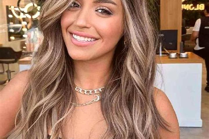 Abigail, 24, a dark blonde brown-eyed ebony companion based in Vad. Offering Massage, Dinner Date, OWO. Available for incall and outcall, day and evening dates.
