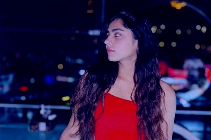 Abigail, 24, a red dark-eyed indian companion based in Karrapur. Offering Travel Companion, Tantra, Striptease, Party Girl. Available for incall and outcall,...