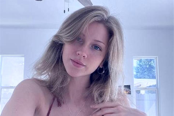 Abigail, 24 — Escort in Dagestanskiye Ogni, Russia