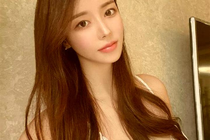 Abigail, 24 — Escort in Yangdeng, China