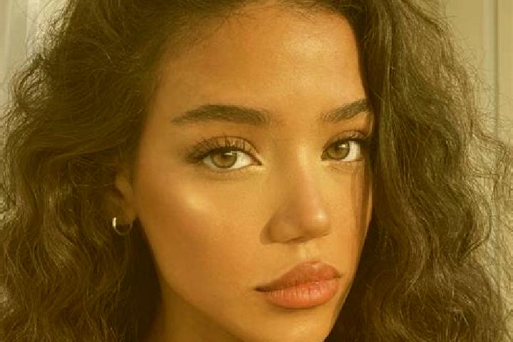 Abigail, 25, a black brown-eyed ebony companion based in Bergharen. Offering A-Level, Tantra, 69. Available for incall and outcall, overnight bookings availa...