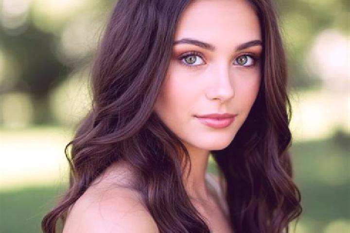 Abigail, 25, a black hazel-eyed slavic companion based in Darayya. Offering Duos, Girlfriend Experience, Domination, Tantra. Available for incall and outcall...