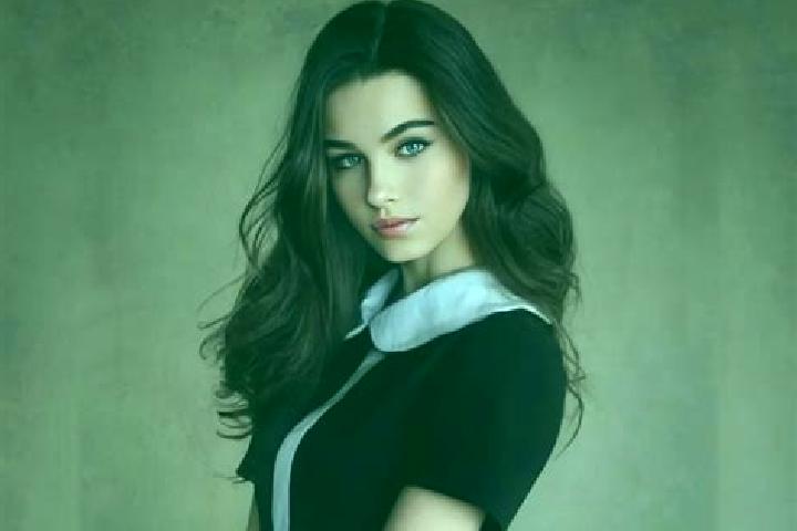 Abigail, 25, a brunette amber-eyed slavic companion based in Bahnaseni. Offering Roleplay, Couples, Party Girl, Domination. Available for incall and outcall,...