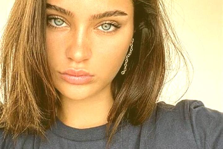 Abigail, 25, a brunette dark-eyed european companion based in Trier. Offering Couples, Fetish. Available for incall and outcall, day and evening dates.