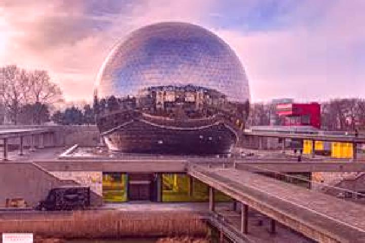 Abigail, 25 — Escort in Villette-de-Vienne, France
