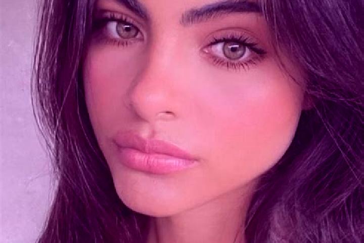 Abigail, 26, a blonde dark-eyed indian companion based in Handenberg. Offering Girlfriend Experience, Massage, Dinner Date. Available for incall and outcall,...