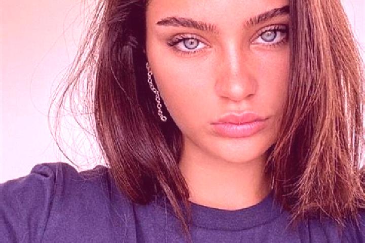 Abigail, 26, a brunette blue-eyed slavic companion based in Ugao. Offering CIM, Duos, BDSM. Available for incall and outcall, day and evening dates.