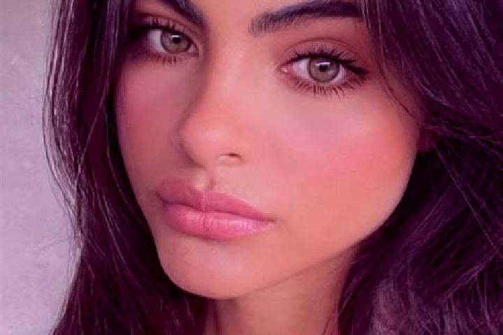 Abigail, 26, a brunette green-eyed european companion based in Agios Spyridon. Offering OWO, BDSM. Available for incall and outcall, day and evening dates.