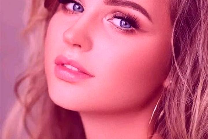 Abigail, 26, a dark blonde blue-eyed caucasian companion based in Sarangmeduro. Offering Tantra, 69, Couples. Available for incall and outcall, day and eveni...