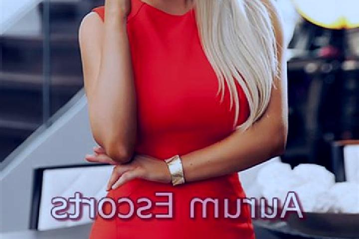 Abigail, 26, a red blue-eyed ebony companion based in Padua. Offering Striptease, Party Girl, Dinner Date, GFE. Available for incall and outcall, day and eve...