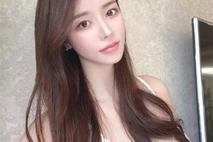 Abigail, 26 — Escort in Dazhigu, China