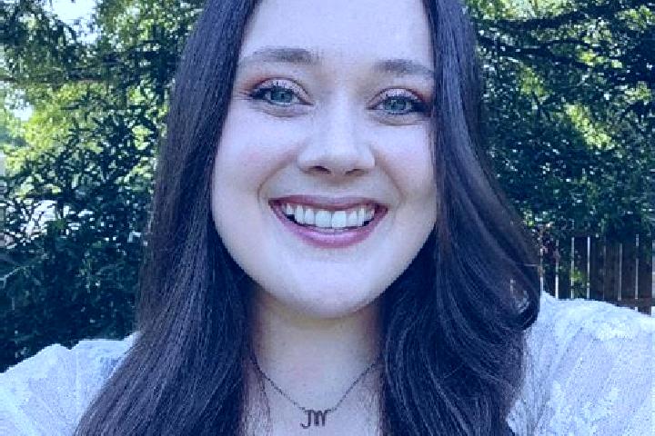 Abigail, 26 — Escort in Hutto, United States
