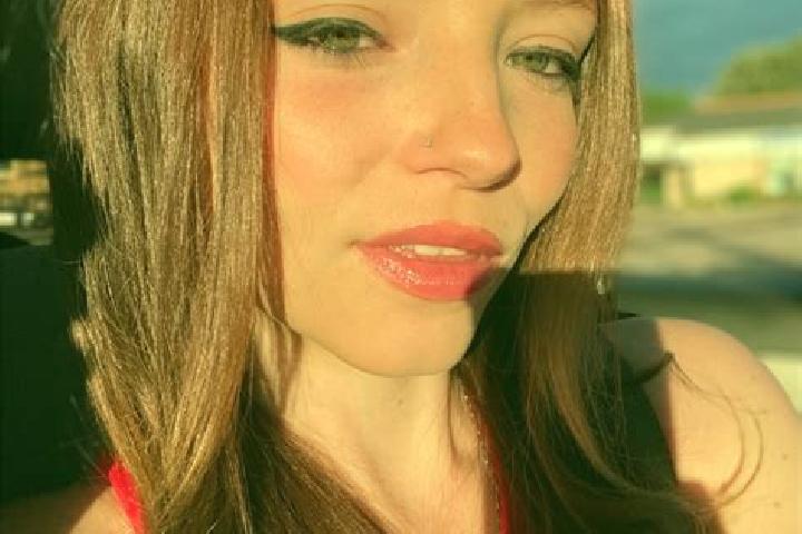 Abigail, 26 — Escort in Newland, United States