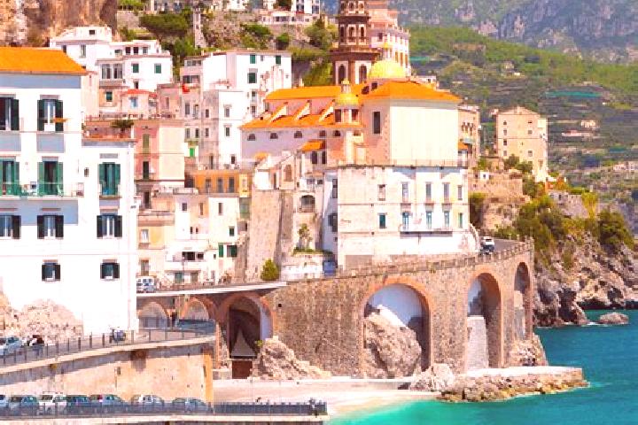 Abigail, 26 — Escort in Voltana, Italy