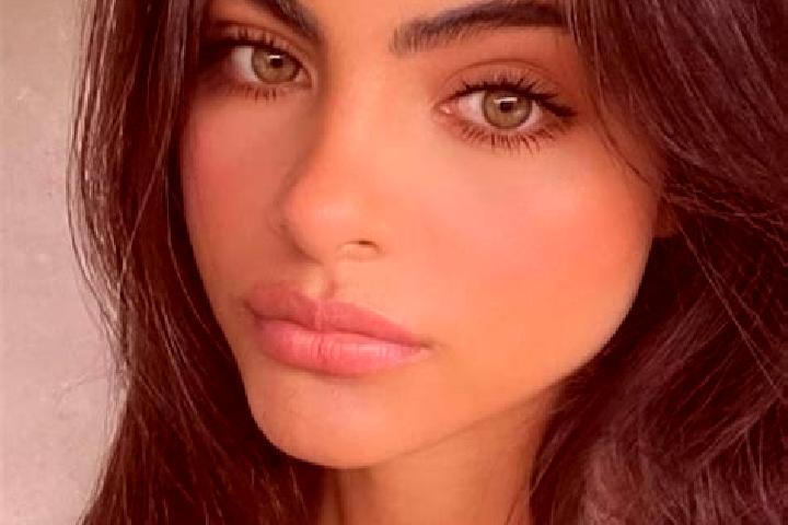 Abigail, 27, a black hazel-eyed middle eastern companion based in Harly. Offering Massage, Girlfriend Experience, Overnight, A-Level. Available for incall an...