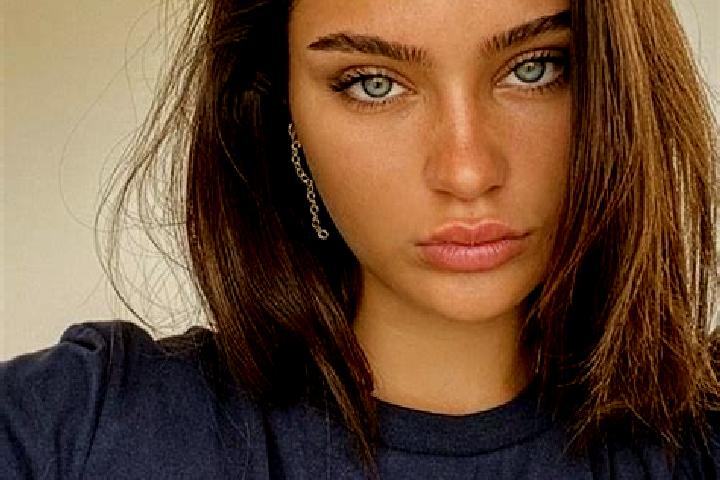 Abigail, 27, a brunette blue-eyed european companion based in Albussac. Offering Party Girl, BDSM, Girlfriend Experience, Deep French Kissing, Dinner Date. A...