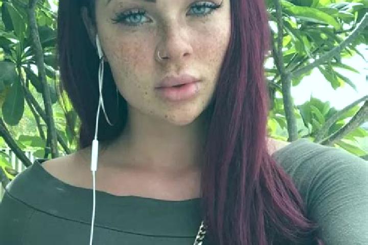 Abigail, 27, a red dark-eyed mediterranean companion based in Merrimac. Offering Party Girl, OWO, Tantra. Available for incall and outcall, day and evening d...