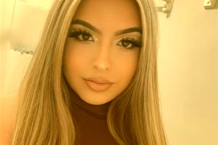 Abigail, 28, a auburn blue-eyed mixed companion based in Ramsen. Offering Erotic Massage, BDSM, Striptease. Available for incall and outcall, overnight booki...