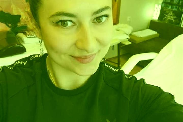 Abigail, 28, a black green-eyed european companion based in Chaille-les-Marais. Offering CIM, Couples, BDSM, OWO. Available for incall and outcall, overnight...