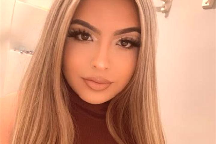 Abigail, 28, a blonde amber-eyed latina companion based in Mesa de Suchitimber. Offering 69, Fetish, GFE, Domination, Duos. Available for incall and outcall,...