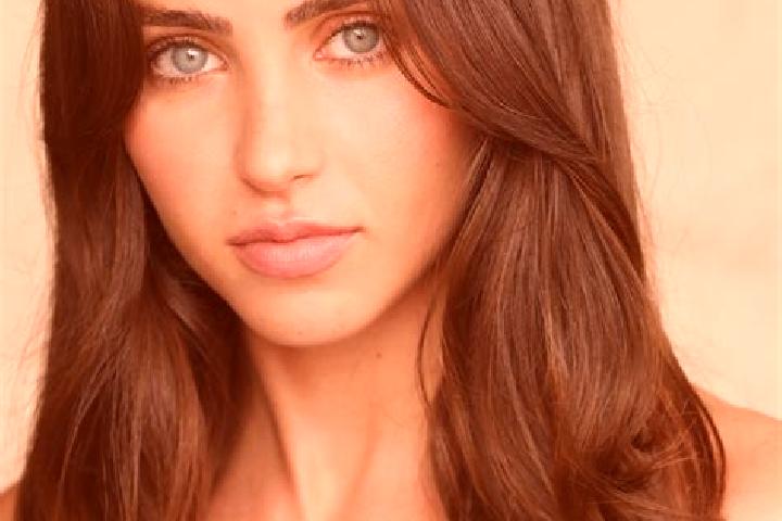 Abigail, 28, a brunette brown-eyed latina companion based in Eleousa. Offering OWO, 69, Domination. Available for incall and outcall, day and evening dates.