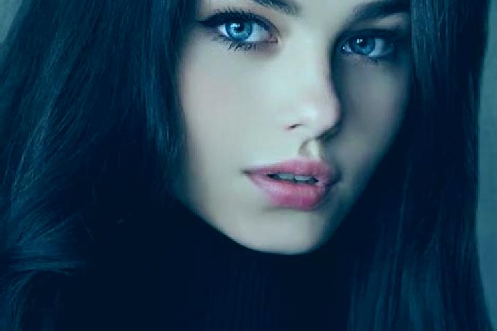 Abigail, 28, a dark blonde amber-eyed slavic companion based in San Bellino. Offering Dinner Date, Girlfriend Experience, Couples, CIM. Available for incall ...