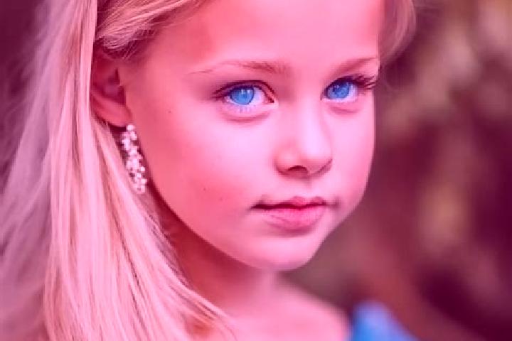 Abigail, 29, a blonde blue-eyed caucasian companion based in Bercheres-sur-Vesgre. Offering BDSM, Dinner Date, OWO, Overnight. Available for incall and outca...