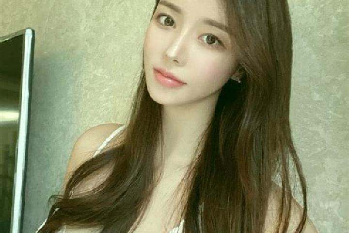 Abigail, 29 — Escort in Changgai, China