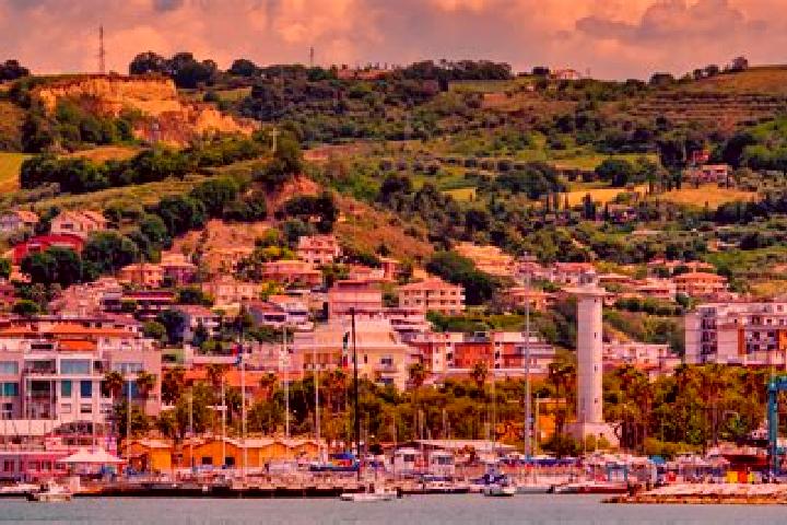 Abigail, 29 — Escort in Colli del Tronto, Italy
