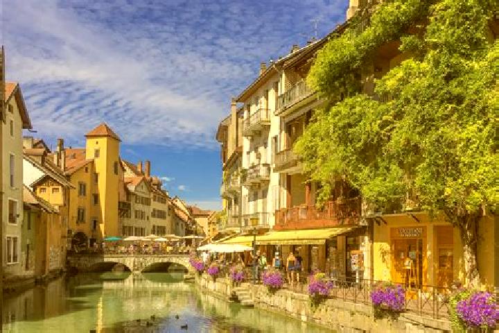 Abigail, 29 — Escort in Igon, France