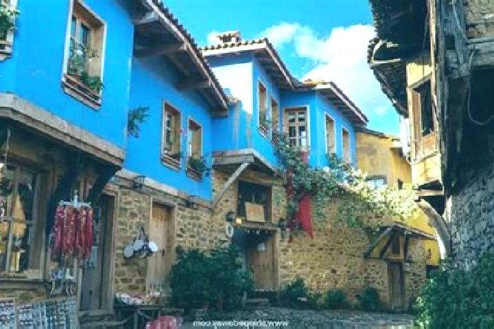 Abigail, 29 — Escort in Kizik, Turkey
