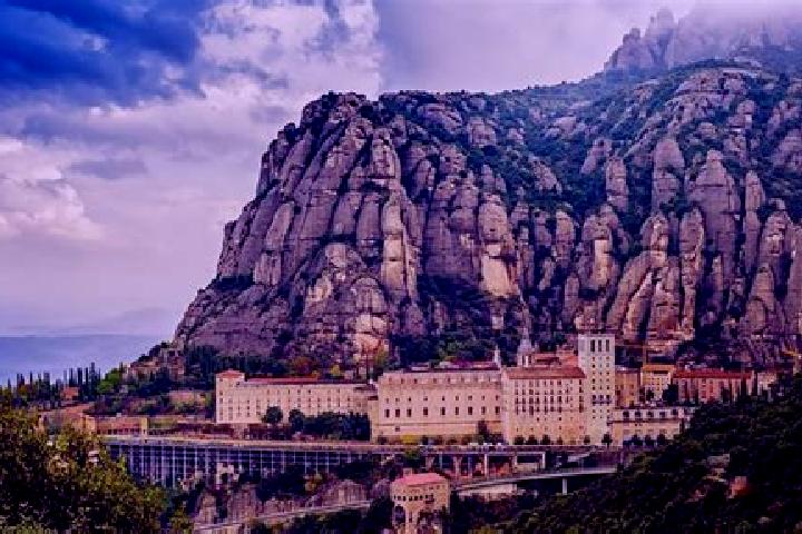 Abigail, 29 — Escort in Monserrat, Spain