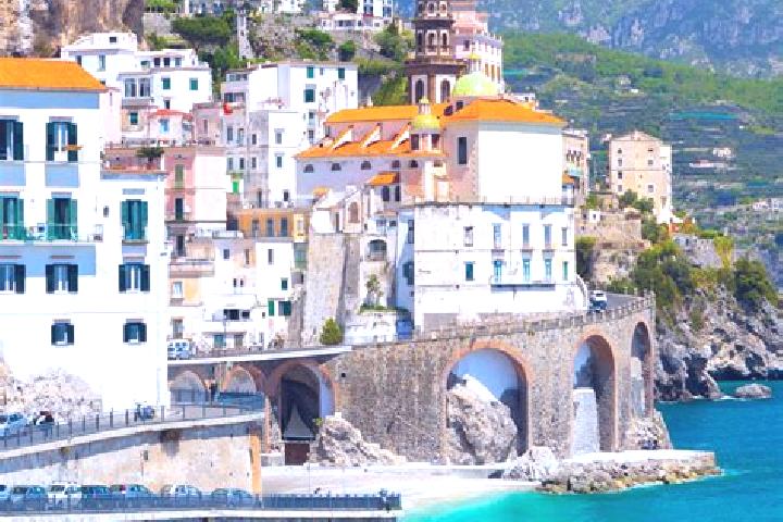 Abigail, 29 — Escort in Prata Sannita Centro, Italy