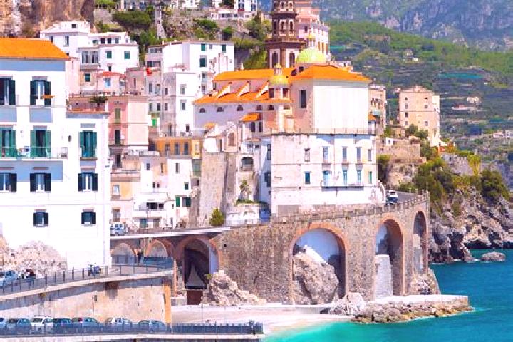Abigail, 29 — Escort in Velo d Astico, Italy