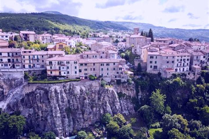 Abigail, 30 — Escort in Misterbianco, Italy