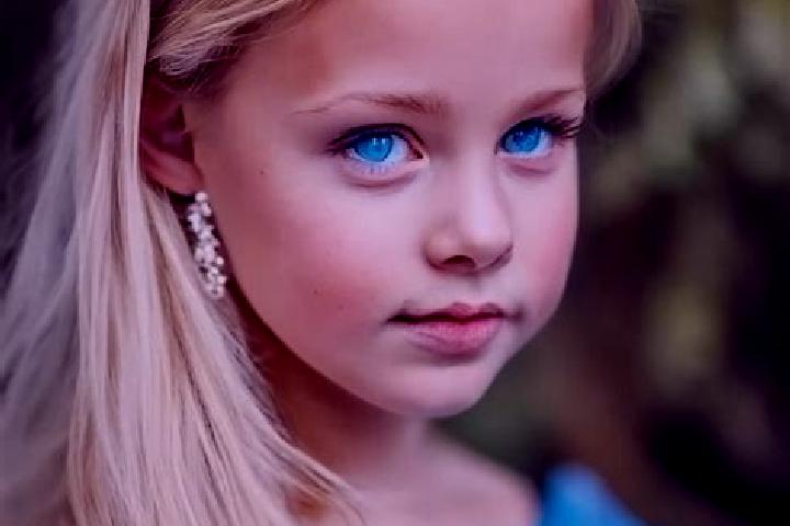 Abigail, 31, a blonde blue-eyed asian companion based in Ballykelly. Offering Party Girl, Fetish, Deep French Kissing, CIM. Available for incall and outcall,...