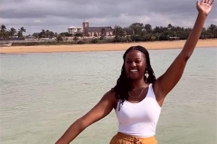 Abigail, 31 — Escort in Mandela, Ghana